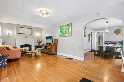 5607 Carrollton Avenue, Indianapolis - 9
