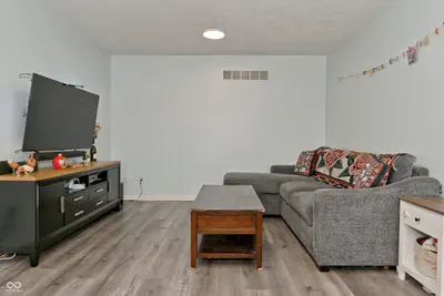 7349 Plantation Lane, Avon - 19