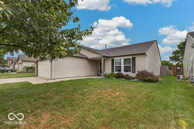 3335 Summer Breeze Lane, Indianapolis - 2