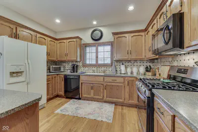3259 Buckmoor Parkway, Greenwood - 19