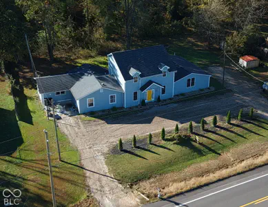 12407 E Us Highway 50, Seymour - 45