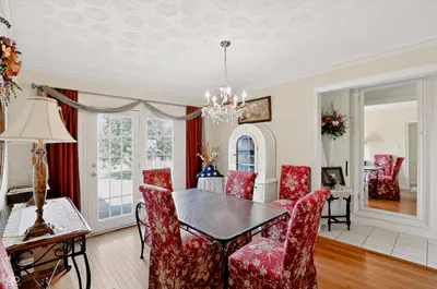 9510 235th Street, Cicero - 20