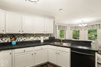 2490 W Haven Drive NW, Corydon - 12