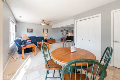 8146 Sunset Court, Columbus - 13