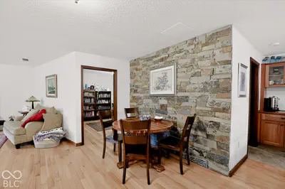 12108 Windsor Drive, Carmel - 23