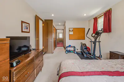 1406 Laurel Drive, Columbus - 30