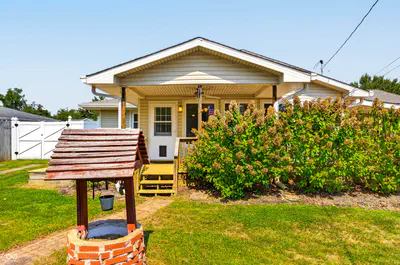2846 Hillside Drive, Bedford - 50
