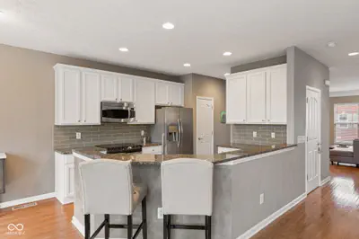 829 Ivy Lane, Carmel - 11