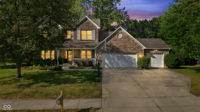9801 Logan Lane, Fishers