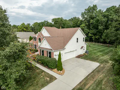 10024 Barth Drive, Zionsville - 47