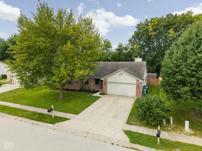 854 Ellington Circle, Greenwood - 45