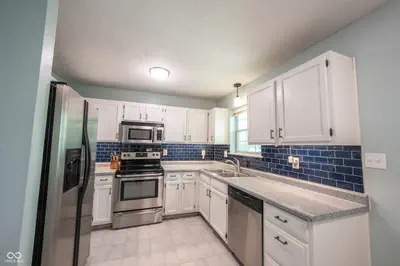 7742 Pennycroft Drive, Indianapolis - 13