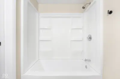 420 Redwood Drive, Seymour - 26