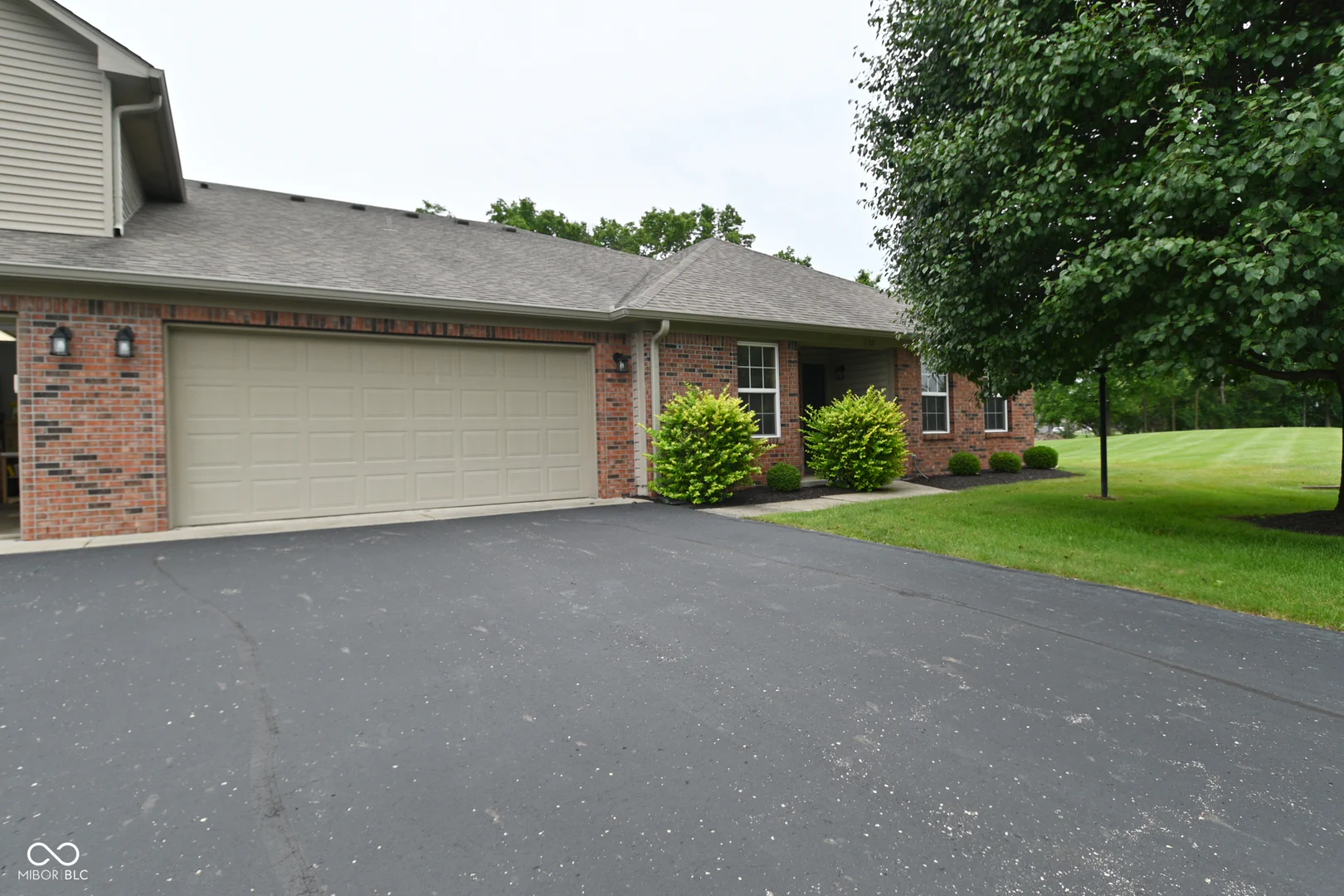 6033 Carriage Corner, Indianapolis