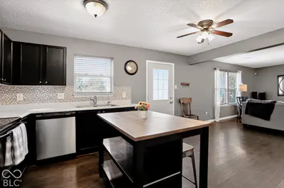 6626 Sonesta Drive, Indianapolis - 17