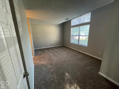 5925 Dunmore Drive, Indianapolis - 11