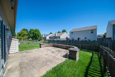 11044 Schoolhouse Road, Fishers - 33
