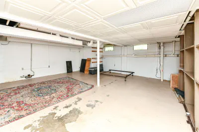 5323 Rosslyn Avenue, Indianapolis - 25