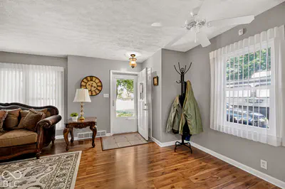 6205 300 S Road, New Palestine - 4