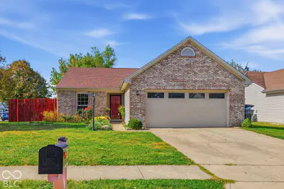 8440 Armistead Ln, Indianapolis