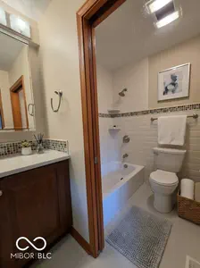 305 Baywood Court, Noblesville - 17