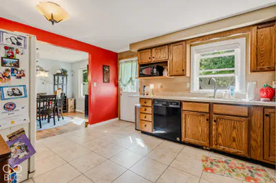 2810 Jordan Drive, Columbus - 8