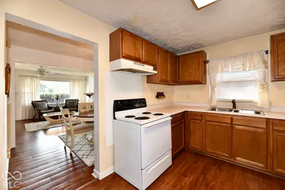 362 Fall Creek Parkway North Drive, Indianapolis - 13