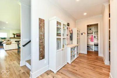 4488 Miller Way, Westfield - 23