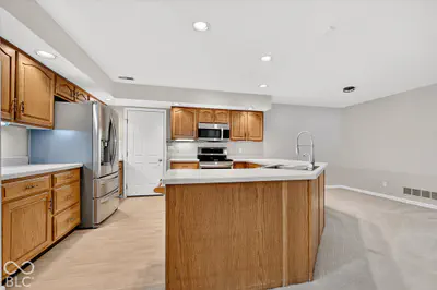 9503 Cadbury Circle, Indianapolis - 14