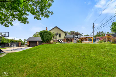 1411 Stadium Drive, Seymour - 81