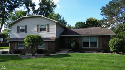 204 Oak Boulevard Drive, Greenfield - 2