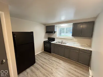 1152 Evans Avenue, Noblesville - 4