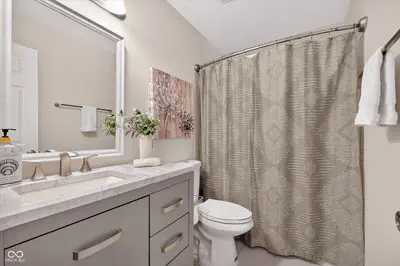 7675 Waterwood Drive, Indianapolis - 17