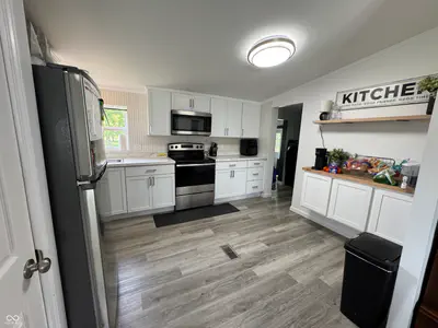6196 300, Markleville - 12