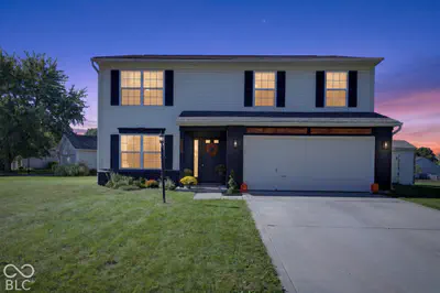 4457 Delray Court, Westfield - 2