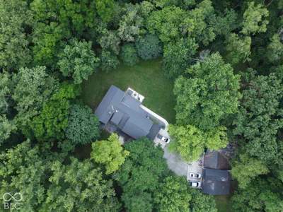 16537 Southeastern Parkway, Fortville - 27
