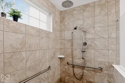 10510 Fox Hunt Road, Fishers - 52