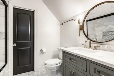 7951 Meridian Hills Lane, Indianapolis - 32