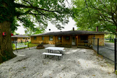 2051 Avon, Avon - 6