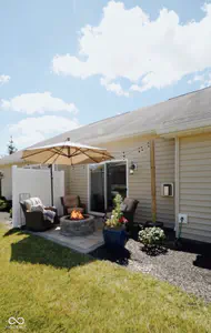 9733 Windy Lane, Fishers - 15