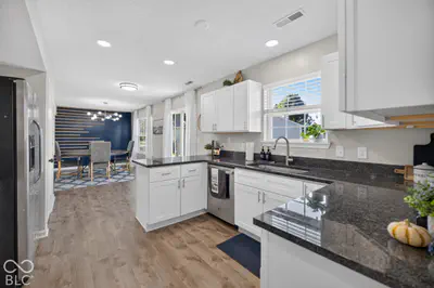 4457 Delray Court, Westfield - 15