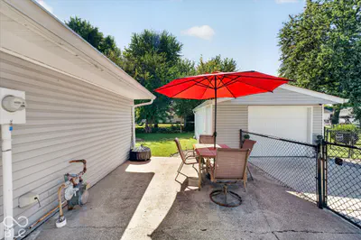 283 Bittersweet Drive, Whiteland - 25