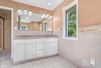 61 Hickory Ridge Circle, Cicero - 50