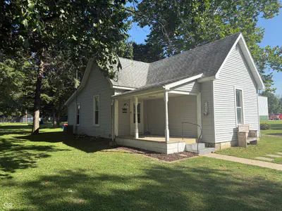 105 Walnut Street, Roachdale