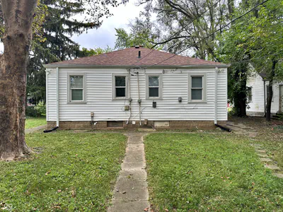 1462 N Gladstone Avenue, Indianapolis - 13