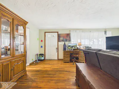 2868 State Road 236, Anderson - 12