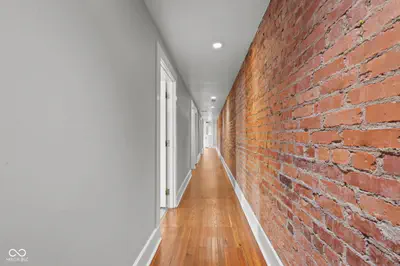 627 Pennsylvania Street, Indianapolis - 29