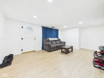 210 27th Street, Elwood - 4