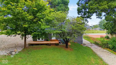1201 N State Road 157, Bloomfield - 66
