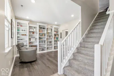 5738 Flat Hill Drive, Indianapolis - 6